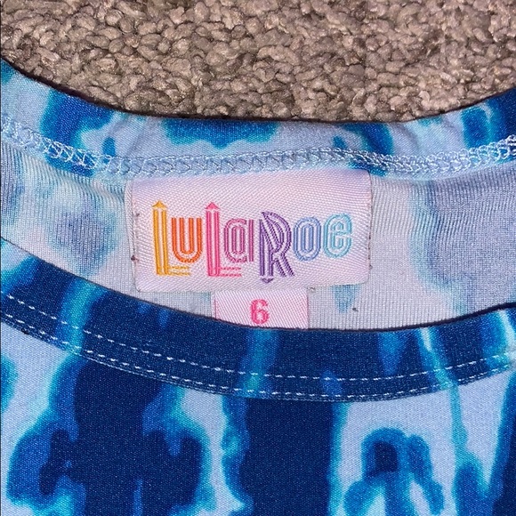 Shirt - Picture 2 of 4